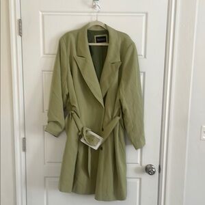 Eloquii Green Trench Coat with Wide Lapel and Belt